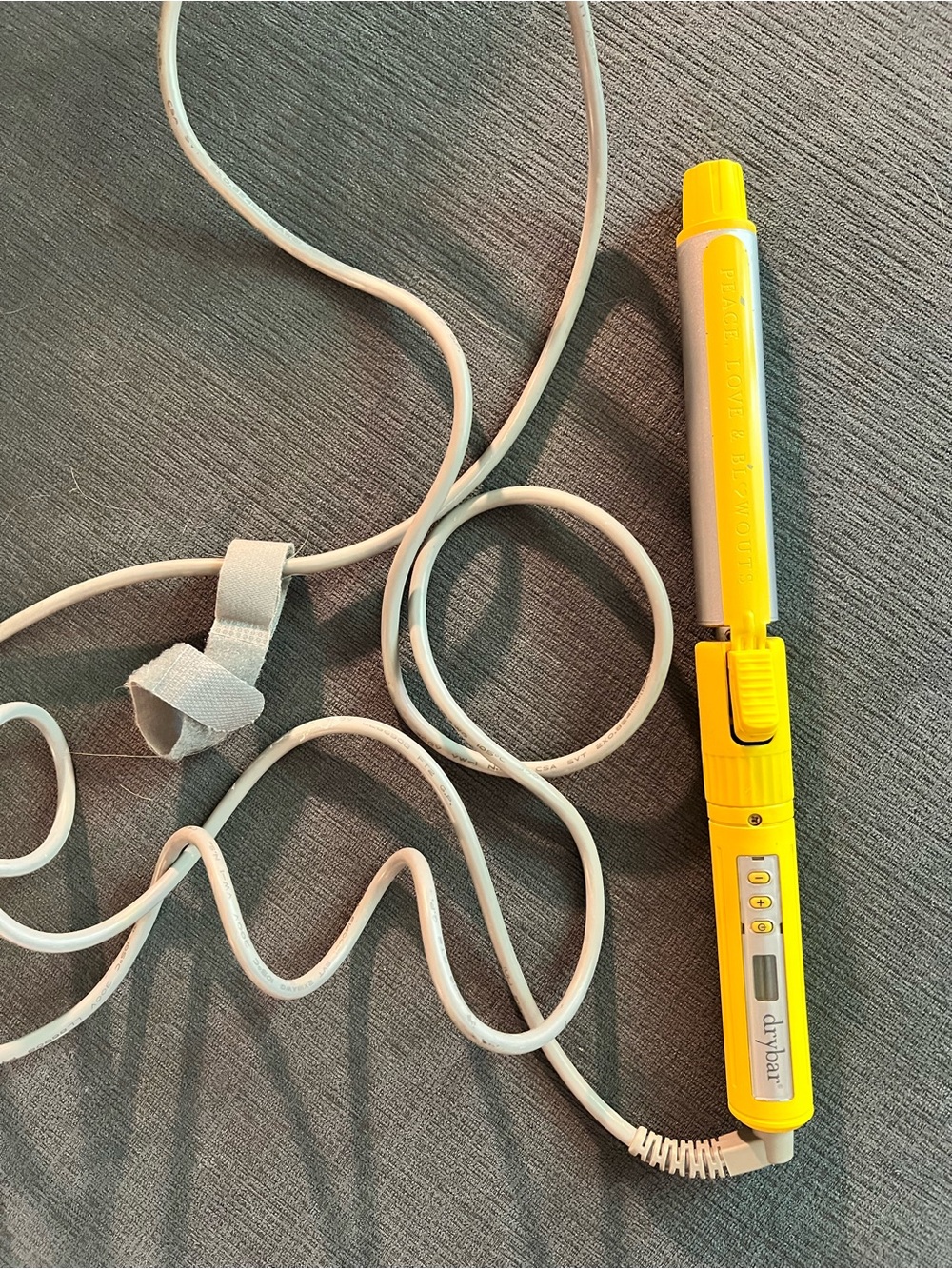 Drybar curling wand
